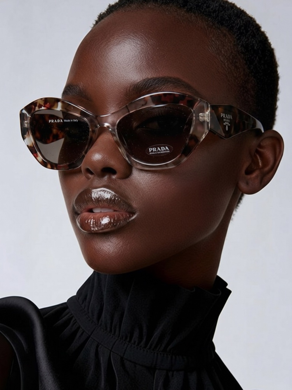 Prada Women's cat-eye tortoiseshell sunglasses w/ case & box PR 07YS Symbole